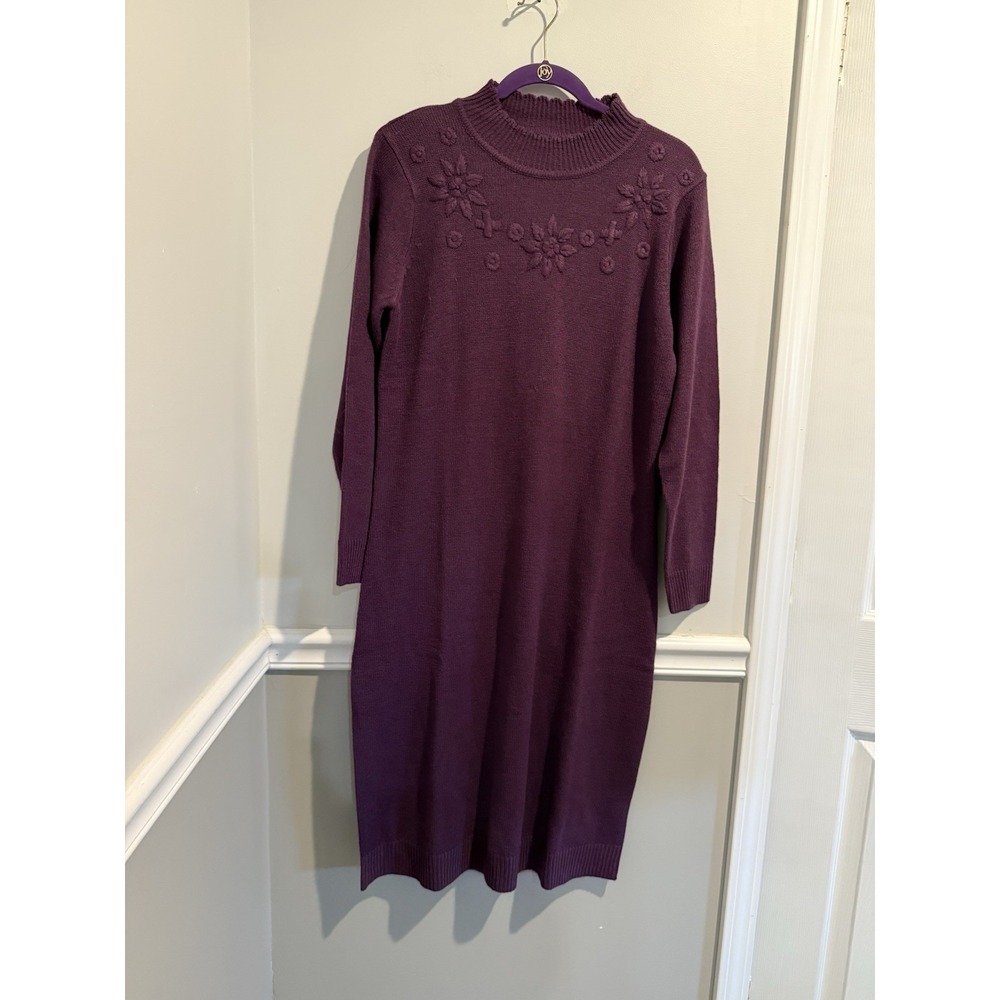 Vintage Salon Studio Embroidered Long Sweater Dress Purple Long Sleeves Size Med